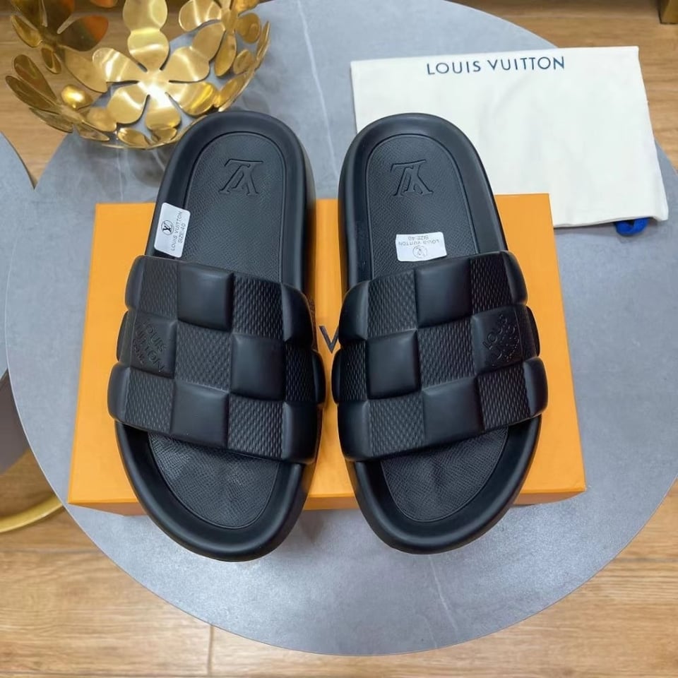 Louis Vuitton Waterfront Mule Maxi Damier Rubber Black view 3