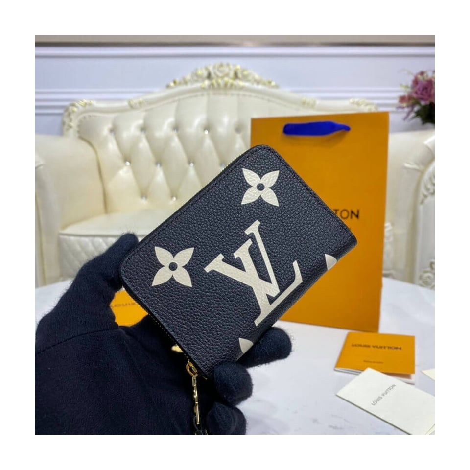 Louis Vuitton Zippy Coin Purse Wallet in Giant Monogram Leather view 3