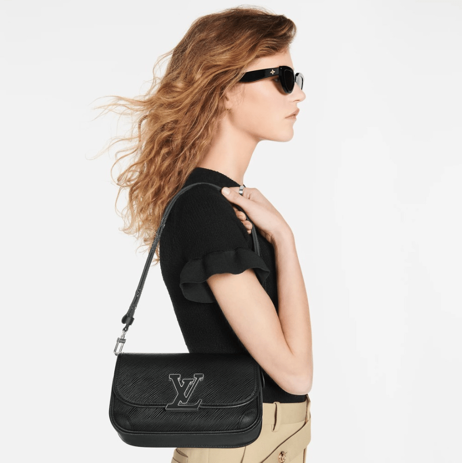 Louis Vuitton Buci 24Cm Black view 3