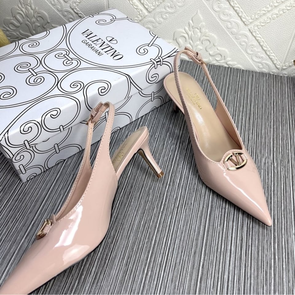 Valentino Vlogo The Bold Edition Slingback Pumps In Patent Leather 60Mm In Beige Rose view 5