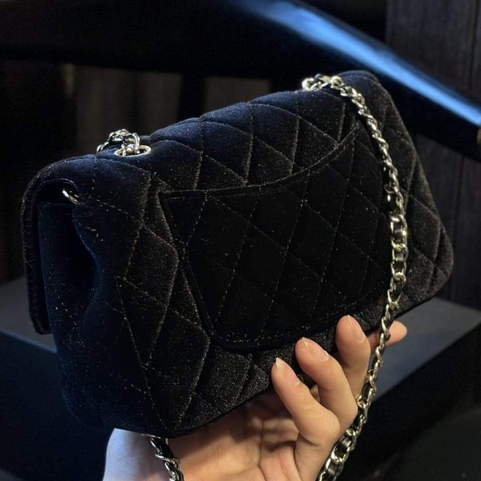 Chanel Velvet Pearl Crush Mini Flap Bag Black 20Cm/7.9in view 5