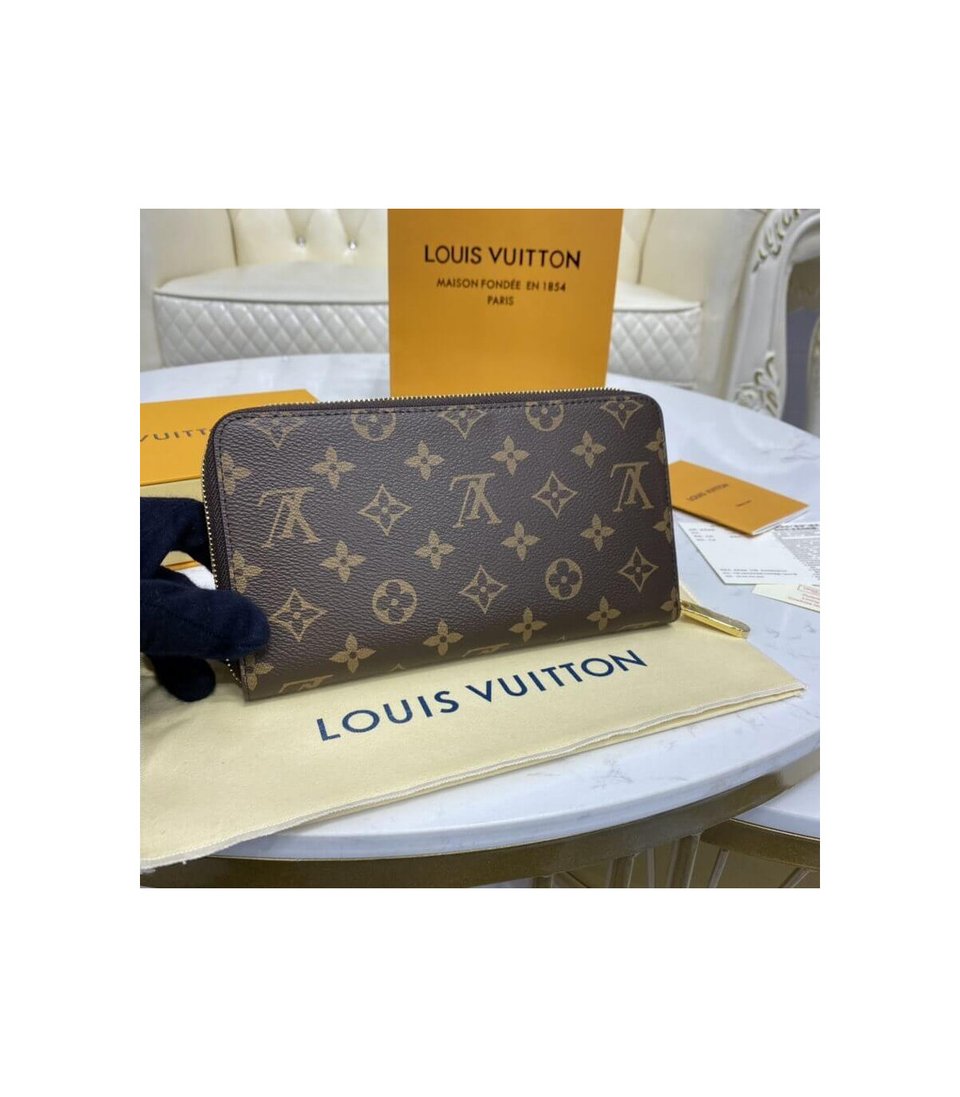Louis Vuitton Monogram Zippy Organizer view 3