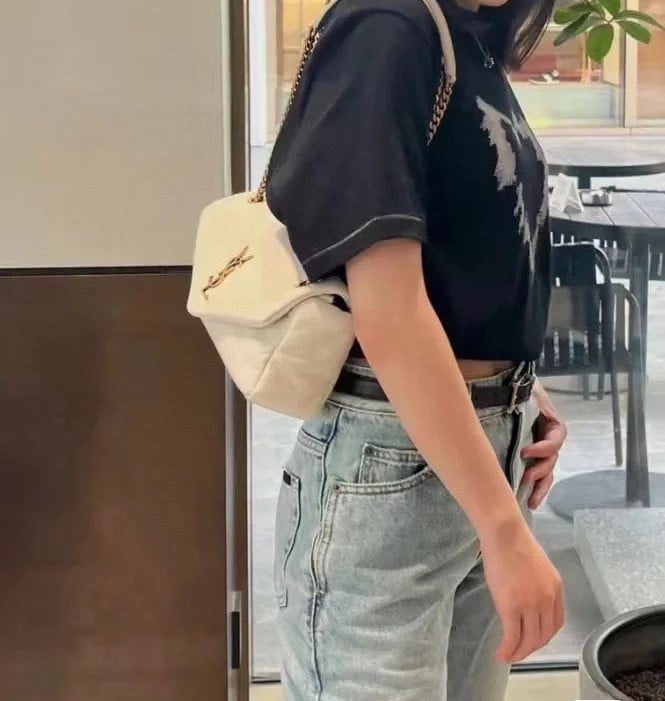 Saint Laurent Calypso In Plunged White 27Cm view 6
