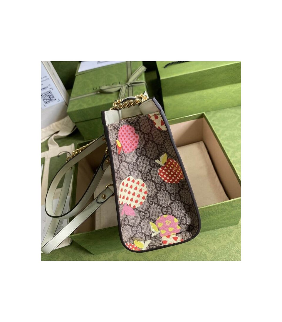 Gucci Padlock GG Heart Apple Pattern Small Shoulder Bag view 8