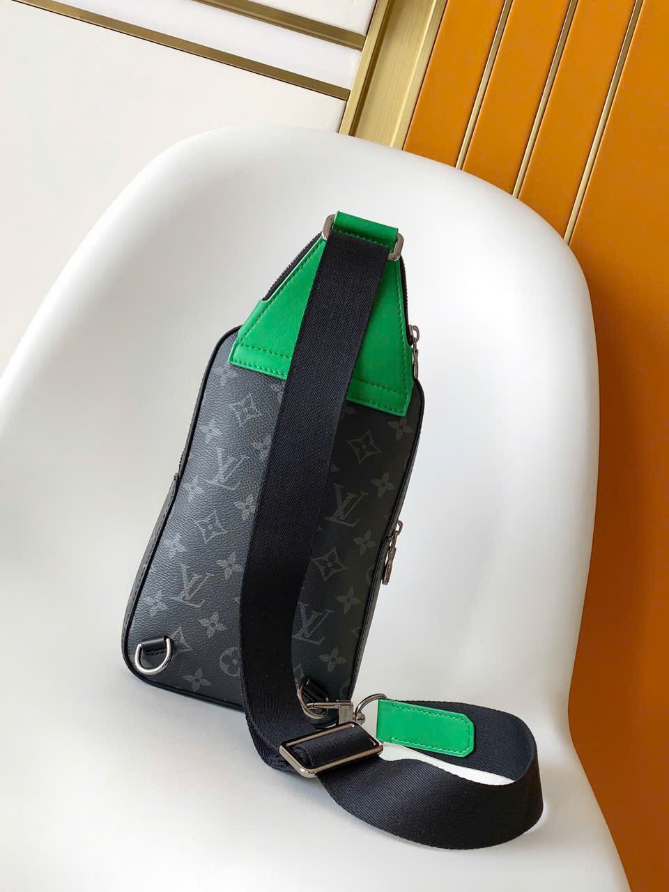 Louis Vuitton Avenue Slingbag PM For Men M25891 view 10