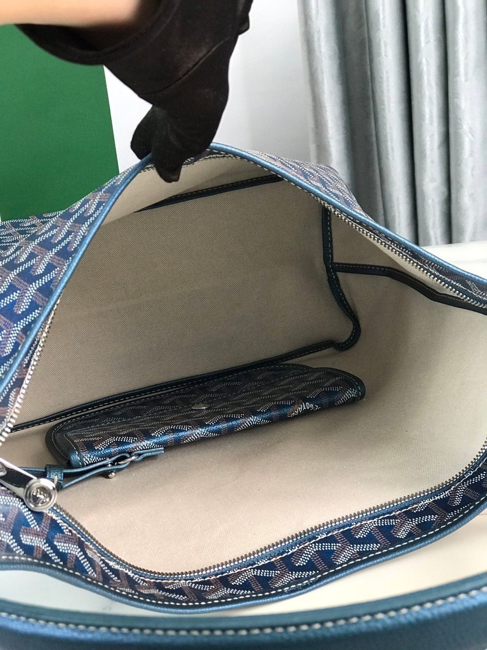 Goyard Bohème Hobo Bag 42Cm Deep Blue Canvas Chevroches Calfskin view 7