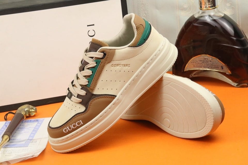 Gucci Gg Sneaker Leather In Beige And Green view 6