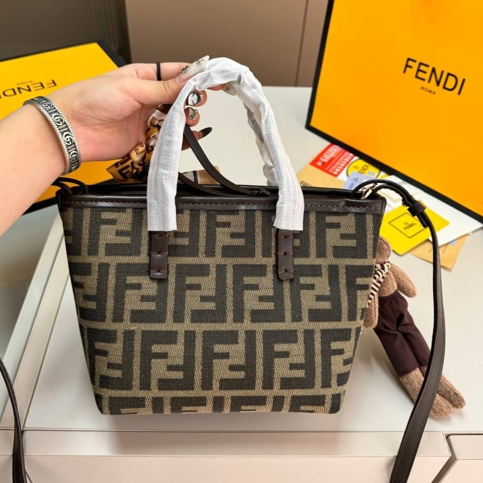 Fendi Mini Roll Ff Jacquard Mini Bag Brown 18Cm view 5