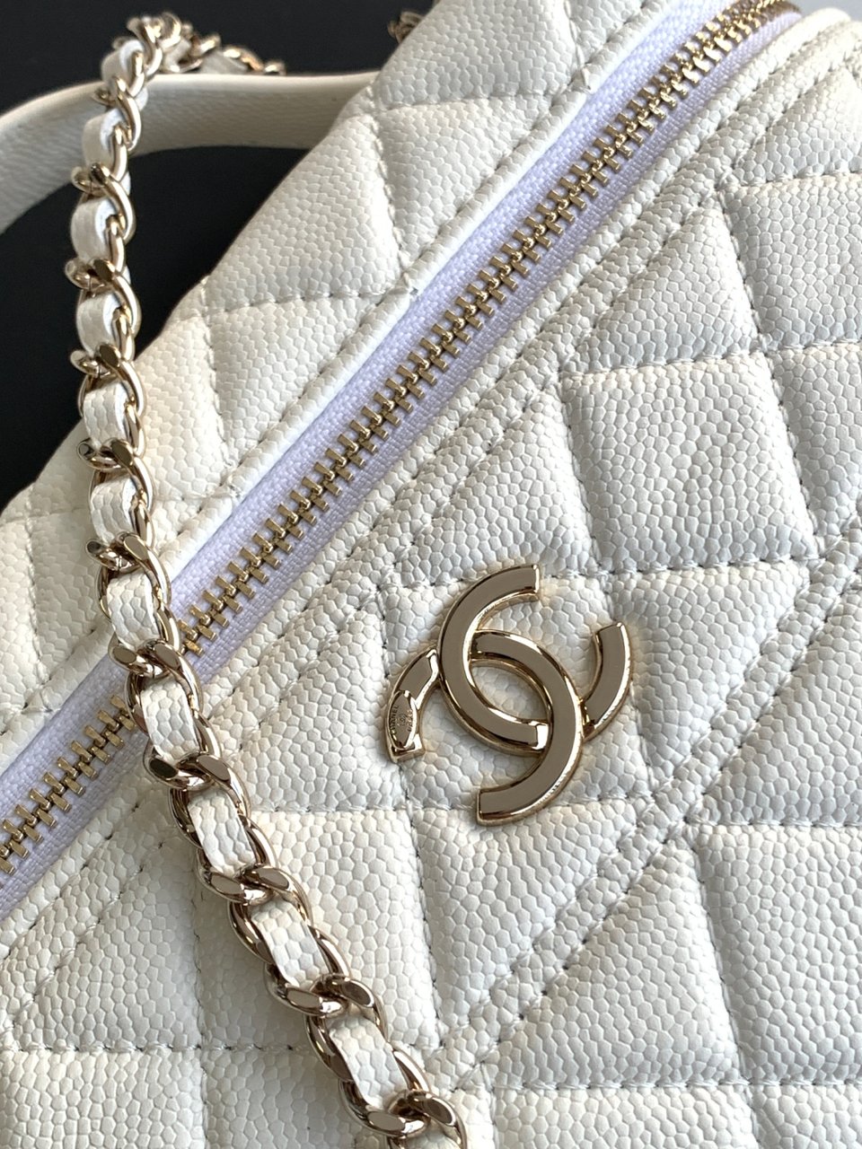 Chanel 25C Vanity Case White 20cm view 6