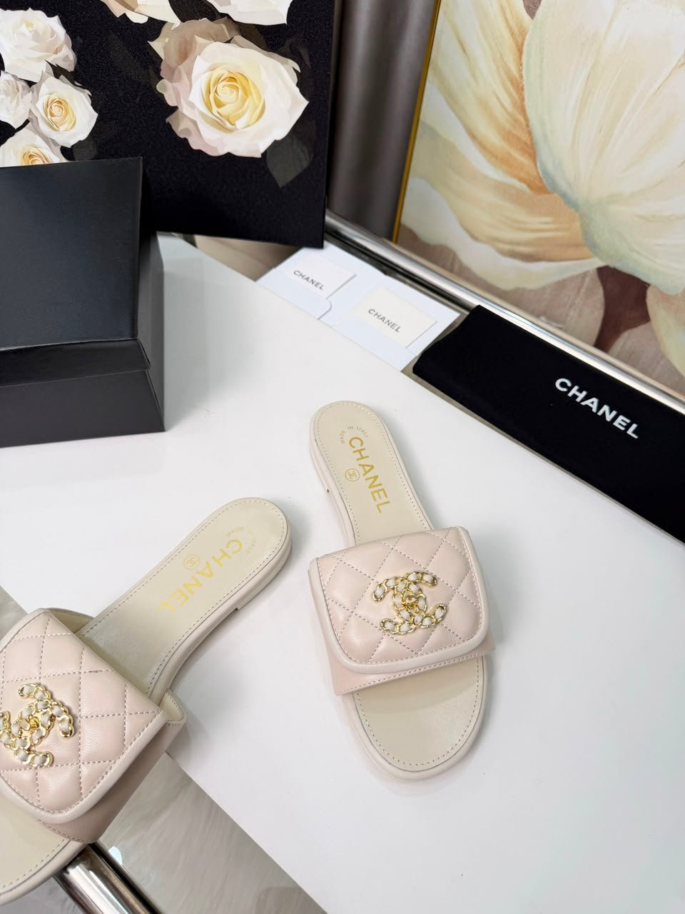Chanel Quilted Slide Sandals Bright Gold-tone CC G35927 view 6