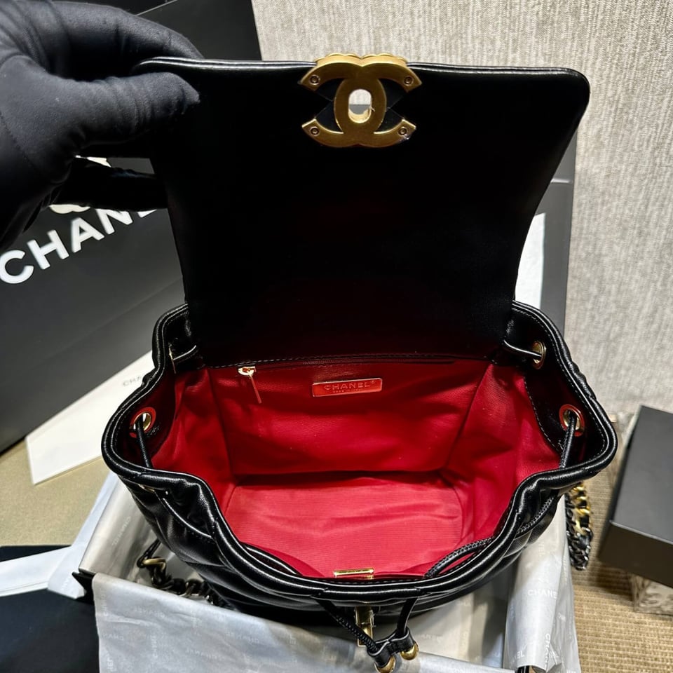 Chanel 19 Backpack Black Quilted Lambskin 26cm view 13