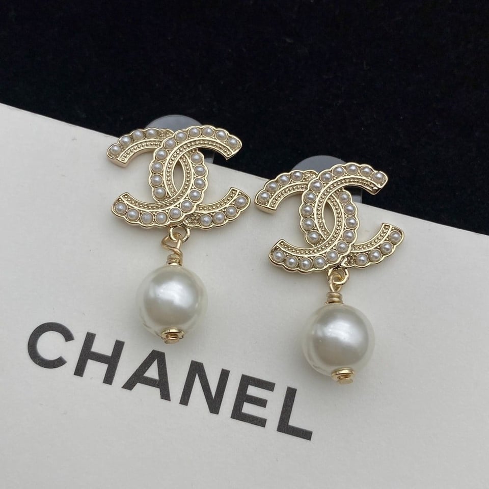 Chanel Cc Pearl Gold Earrings view 4