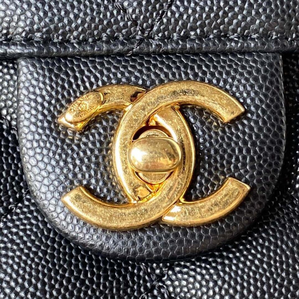 Chanel Grained Calfskin Small Vanity Case 17.5cm view 5
