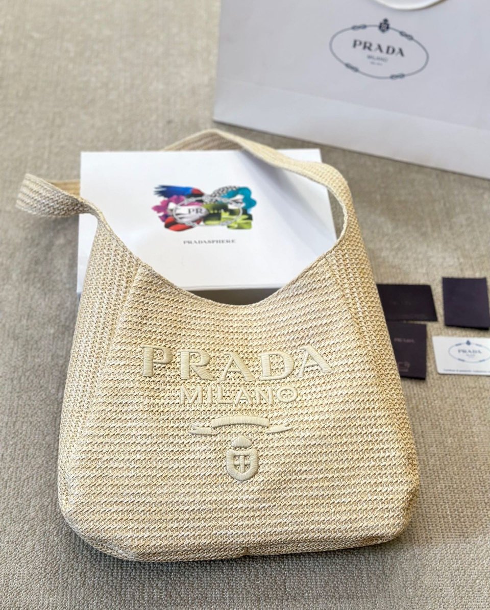 Prada Logo Embossed Raffia Shoulder Bag Beige 33Cm view 4