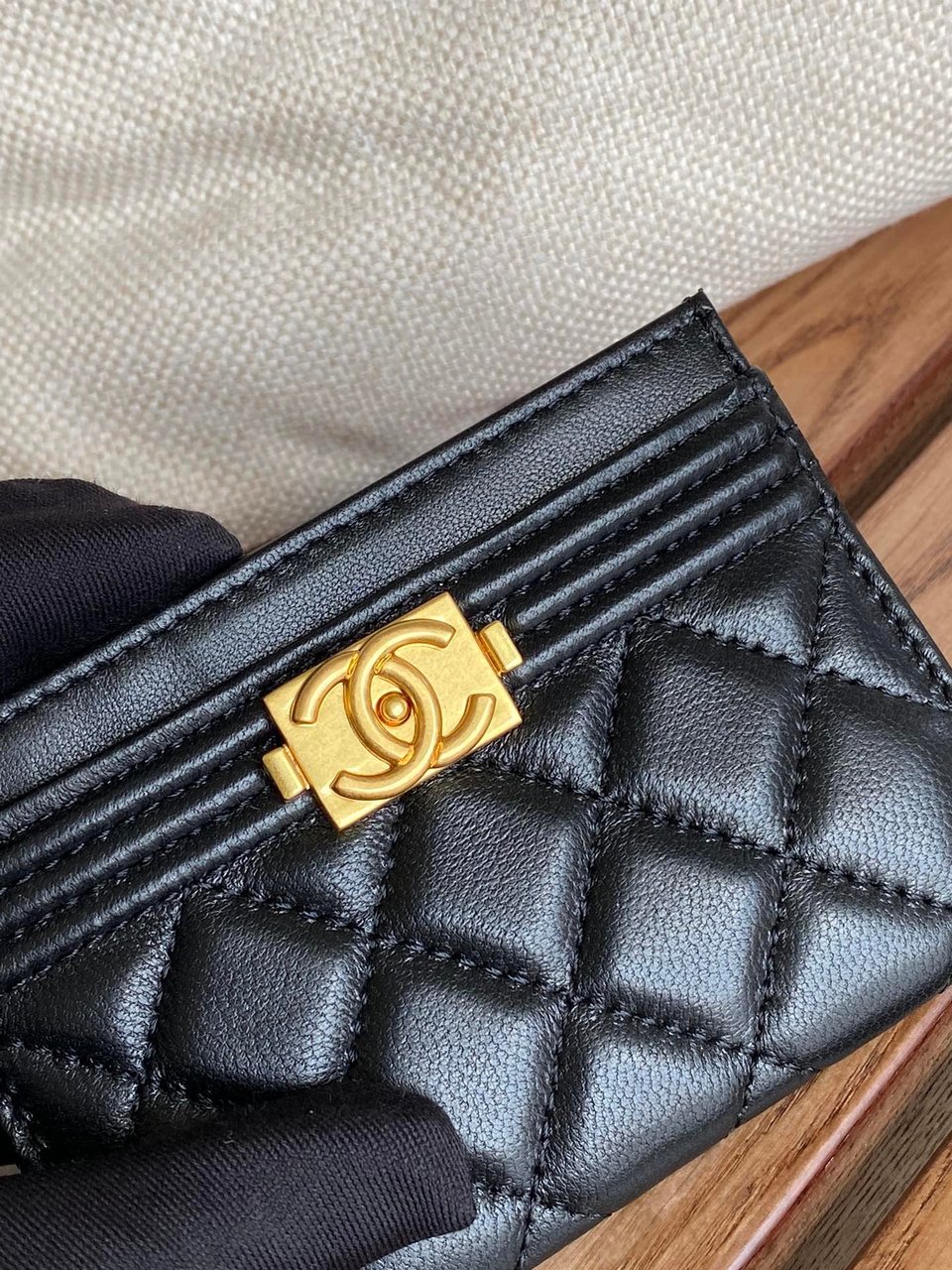 Chanel Boy 11Cm Card Holder Black Lambskin Gold Hardware view 5