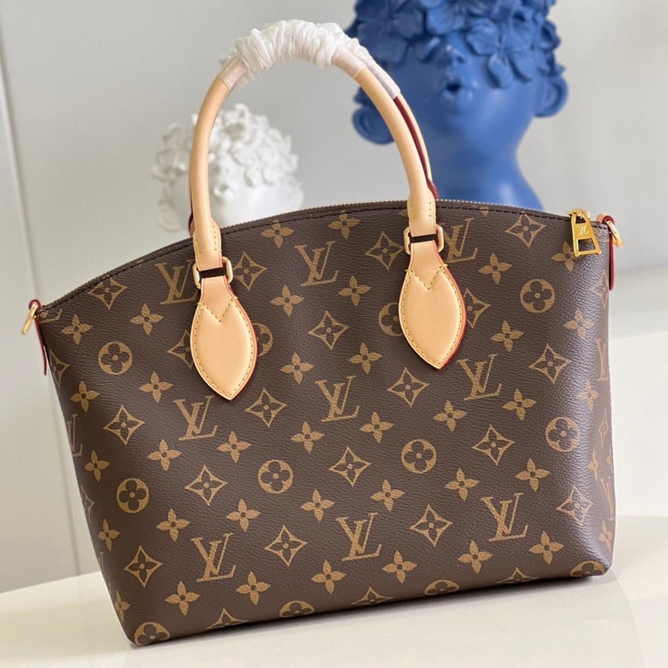 Louis Vuitton Bo Tie Pm 25Cm view 5