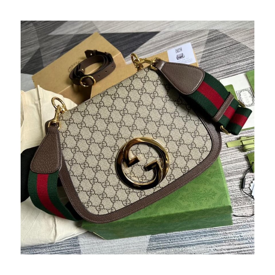 Gucci Blondie Medium Shoulder Bag With Round Interlocking G view 10