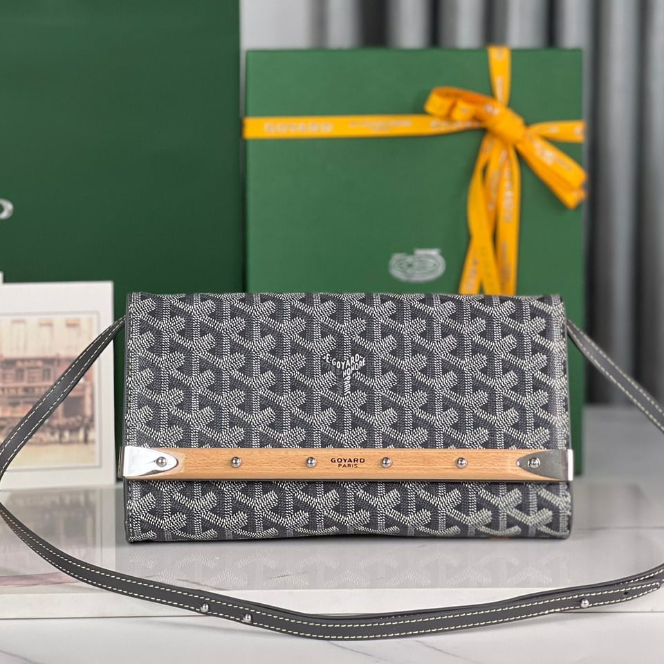 Goyard Monte-Carlo Pm Clutch 25 Cm Gray Goyardine Canvas view 2