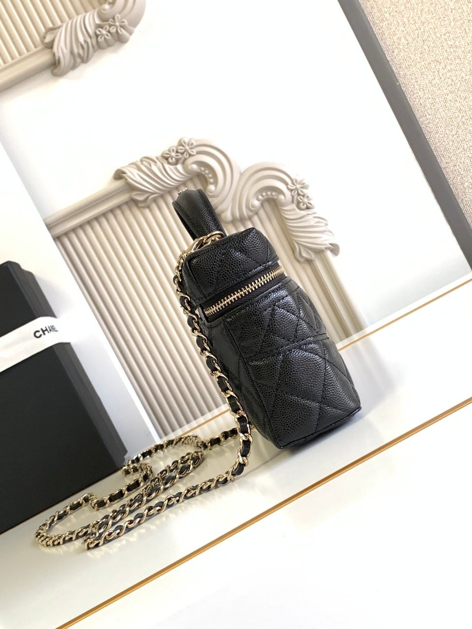 Chanel 25C Vanity Case Black 20cm view 13