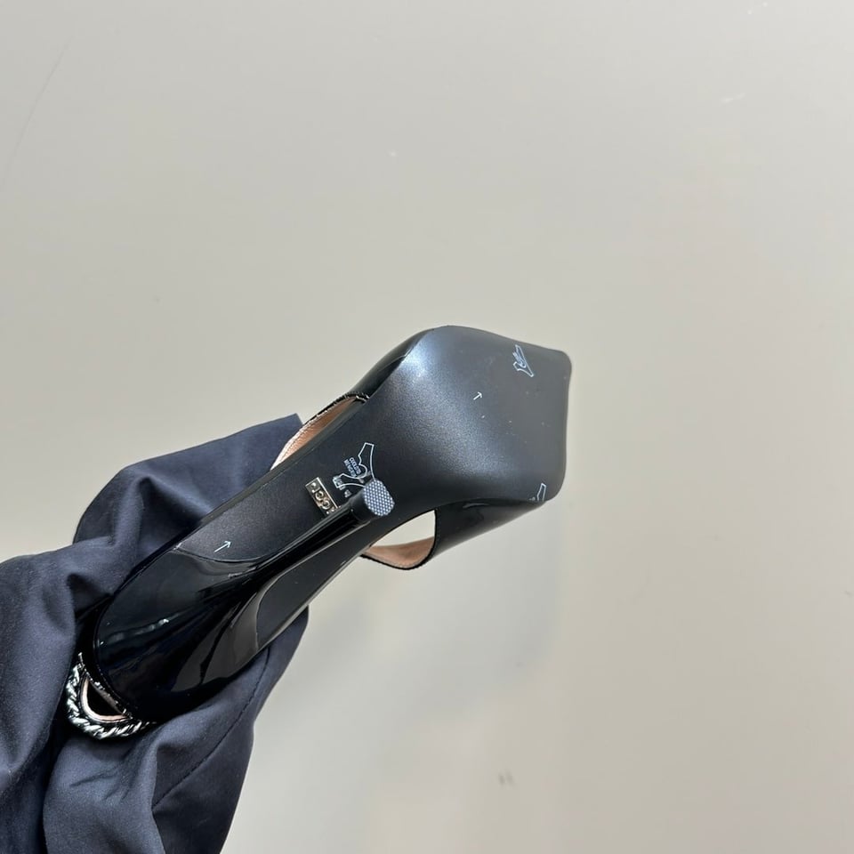 Gucci Signoria Slingback Pump Black view 9