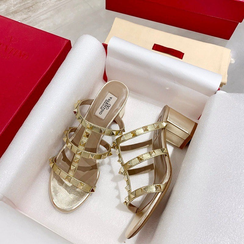 Valentino Garavani Rockstud Caged Metallic Leather Slide Sandals Gold view 4