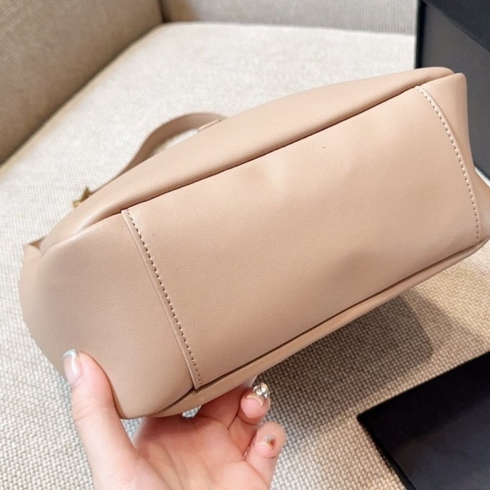 Saint Laurent Le 5 A 7 Supple Small In Grained Leather Rose 24Cm view 5