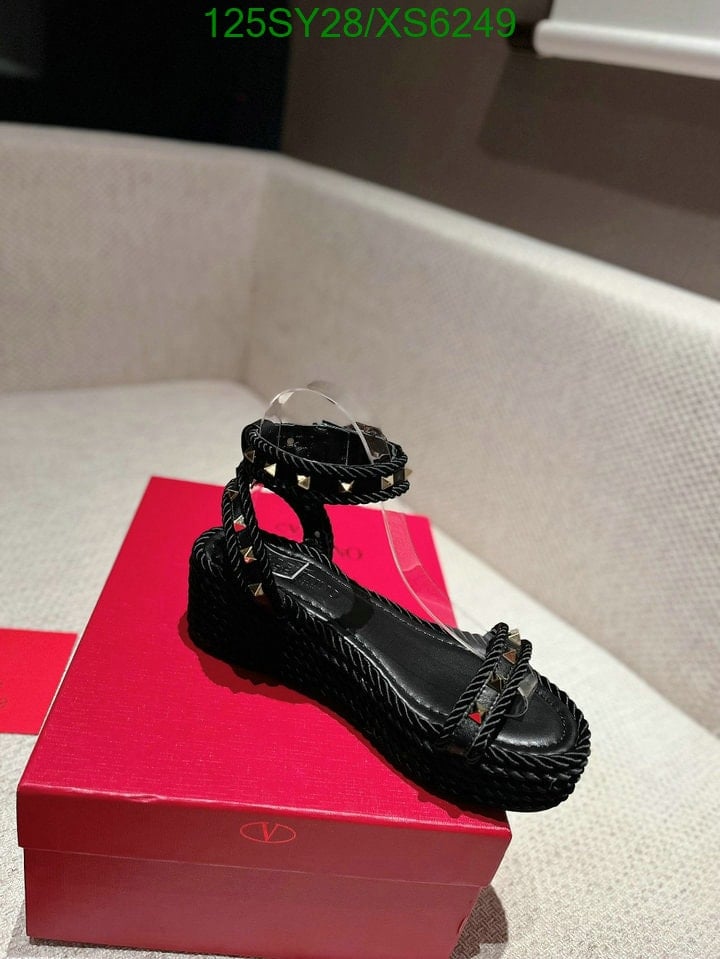 Valentino Rockstud Flatform Sandal In Calfskin 2W2S0Gi3Bae0No view 5