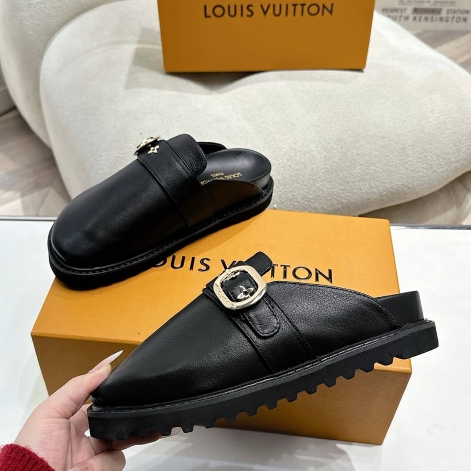 Louis Vuitton Cosy Flat Comfort Clog Black 1Agvpt view 5