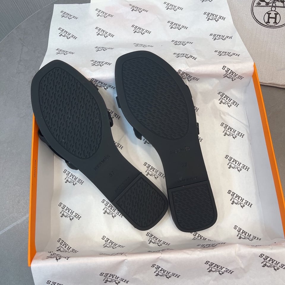 Hermes Aloha Sandal Black H201157Z 02350 view 3
