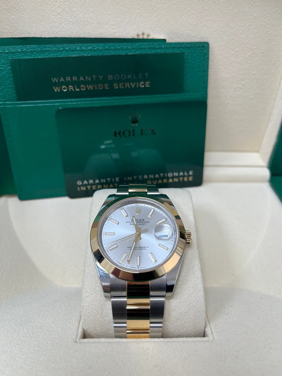 [Superclone] Rolex Datejust 41mm Silver Dial Smooth Oyster 126303 view 9