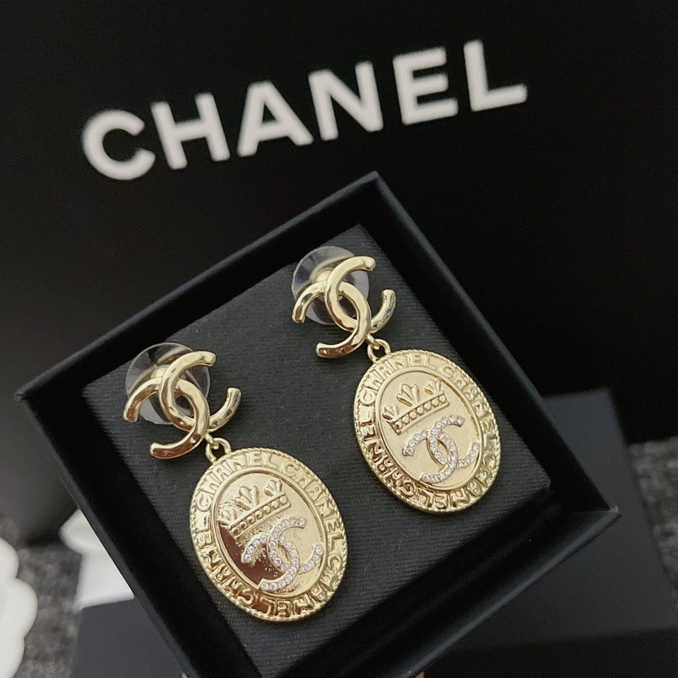 Chanel Cc Mark Jewerly Earrings view 3