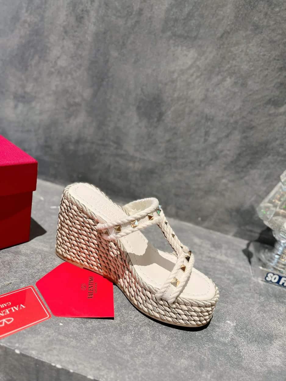 Valentino Rockstud Laminated Nappa Wedge Sandal Natural 4W2S0Gi5Dym Ybs view 8
