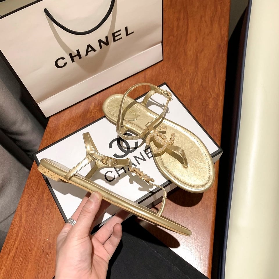 Chanel Gold Pearl Cc Logo Thong Sandals Golden view 7
