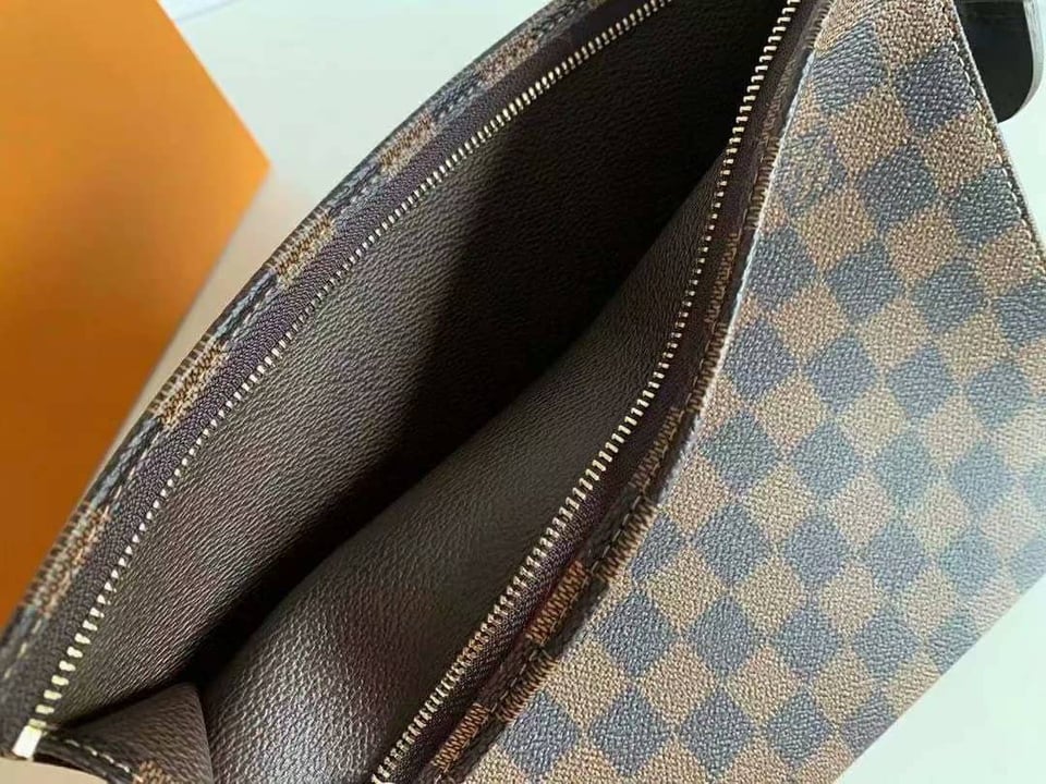 Louis Vuitton Pochette Voyage Damier Ebene 25Cm view 8