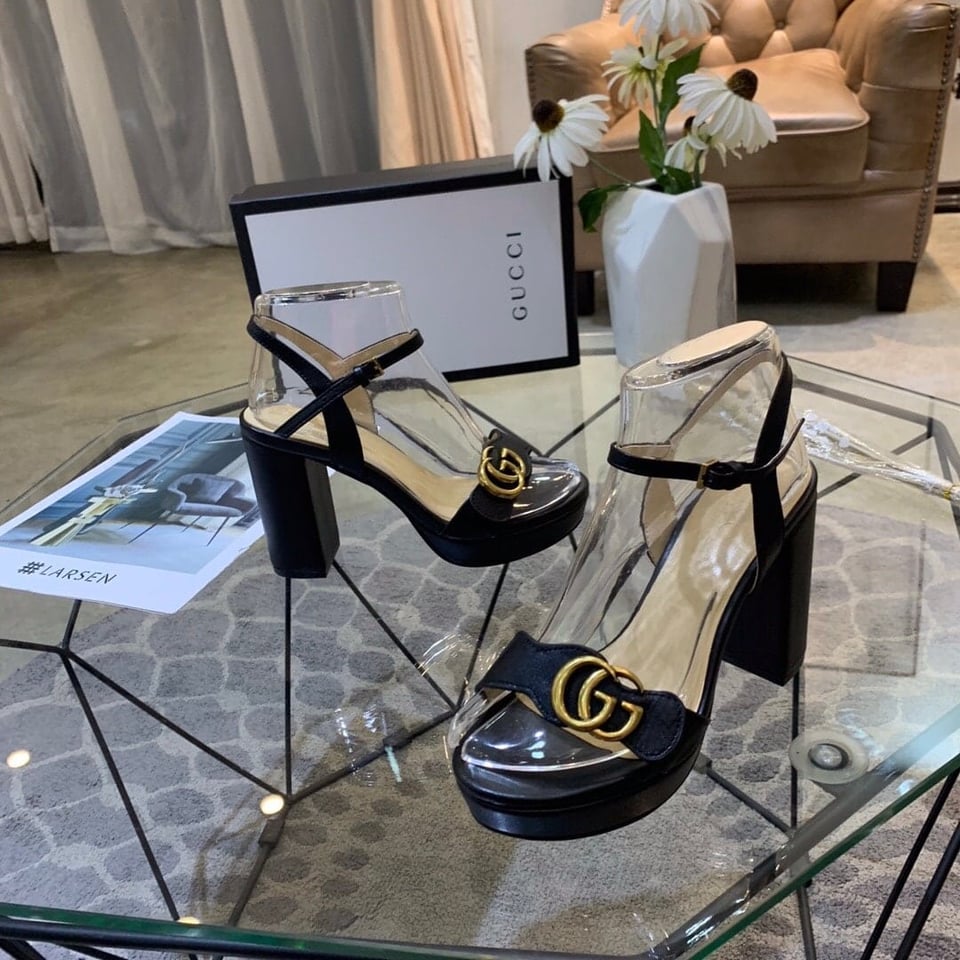 Gucci Gg Leather Heeled Sandal Black view 3