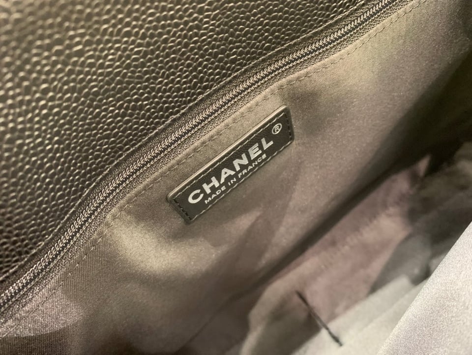 Chanel Grand Shopping Tote Bag 34Cm Black Caviar Silver Hardware view 8