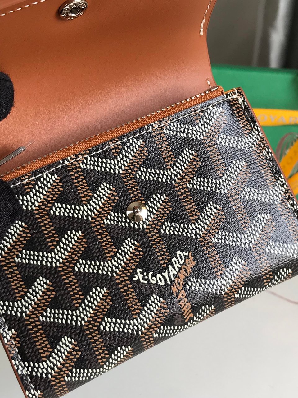 Goyard Saint-Gabriel Wallet 12 Cm Tan Calfskin And Black Goyardine Canvas view 3
