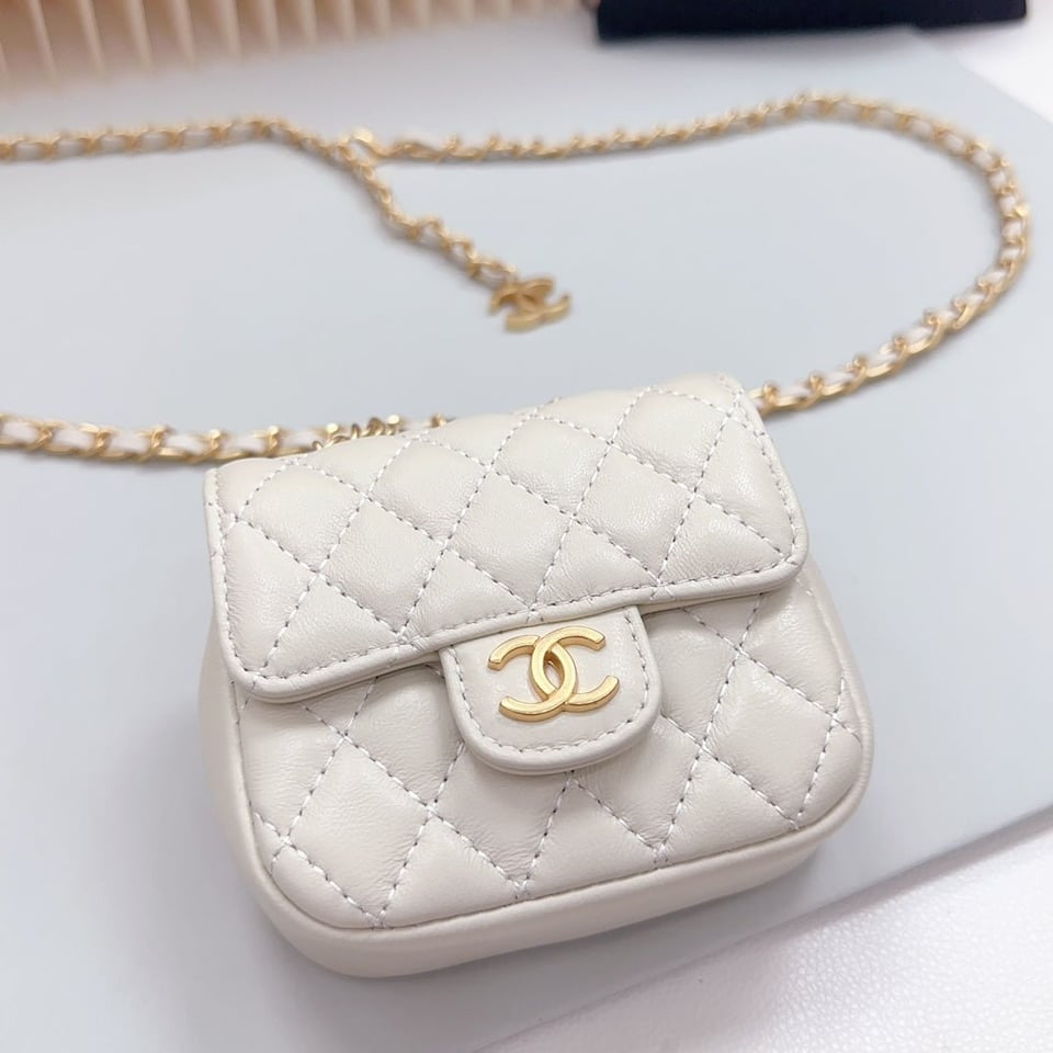 Chanel Chain Belt White Quilted Lambskin Bag view 8