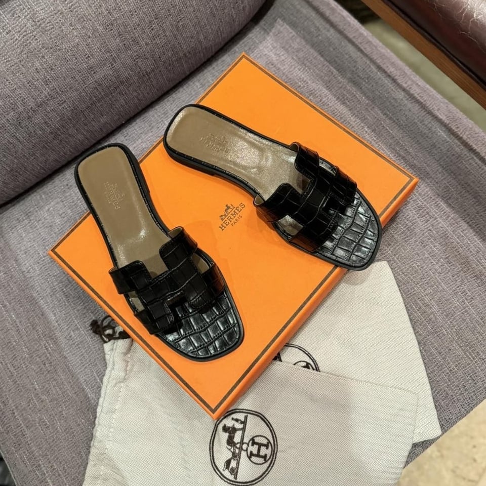 Herm?S Oran Sandal Alligator In Black H001089Z 01360 view 7