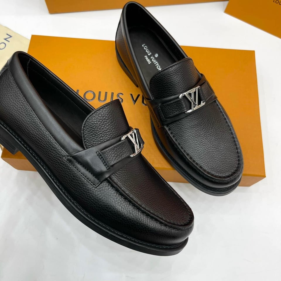 Louis Vuitton LV Monte Carlo Mocassin Black Loafers for Men view 6