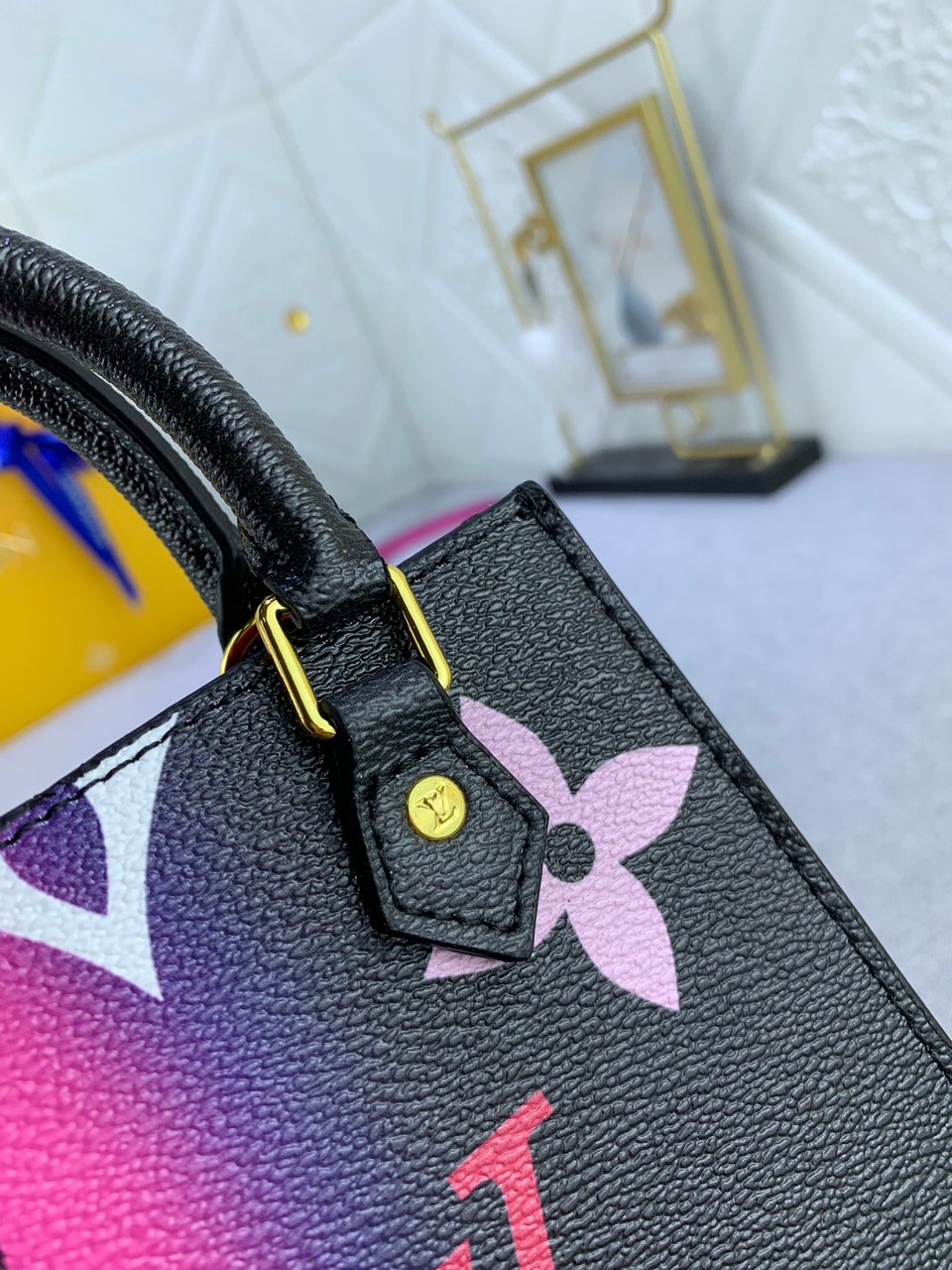 Louis Vuitton Petit Sac Plat Monogram Black And Pink 17Cm view 6
