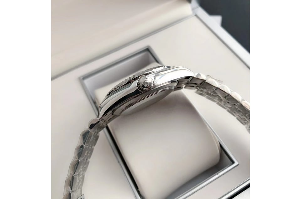 Rolex Datejust 36/28mm SS/SS Jub Grey/Rmn view 9