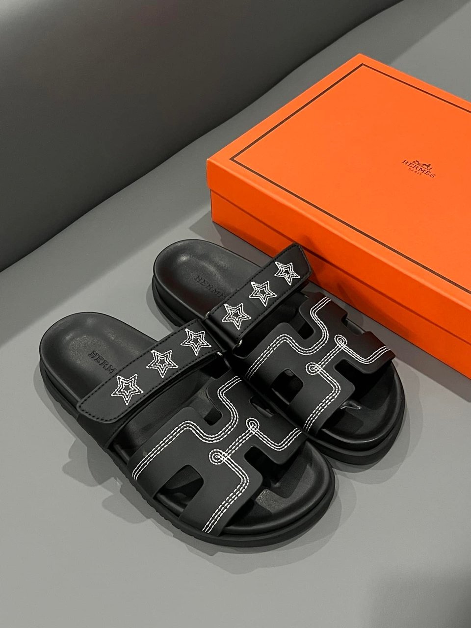 Hermes Chypre Sandal Star Stitched Noir H232142Z 02340 view 3