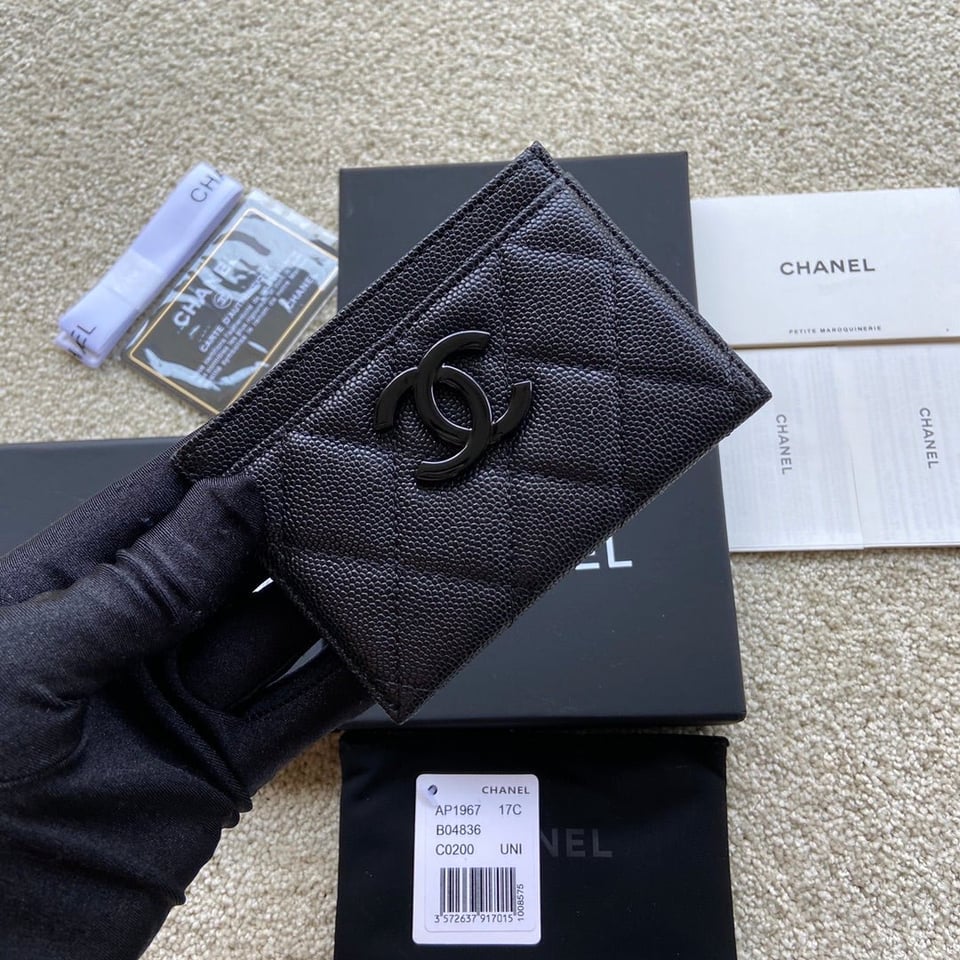 Chanel Card Holder 11Cm Black Caviar Black Hardware view 3