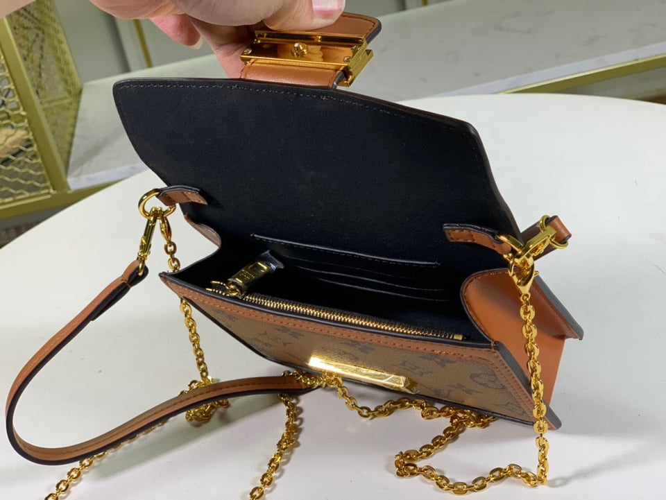 Louis Vuitton Mini Dauphine 20Cm view 8