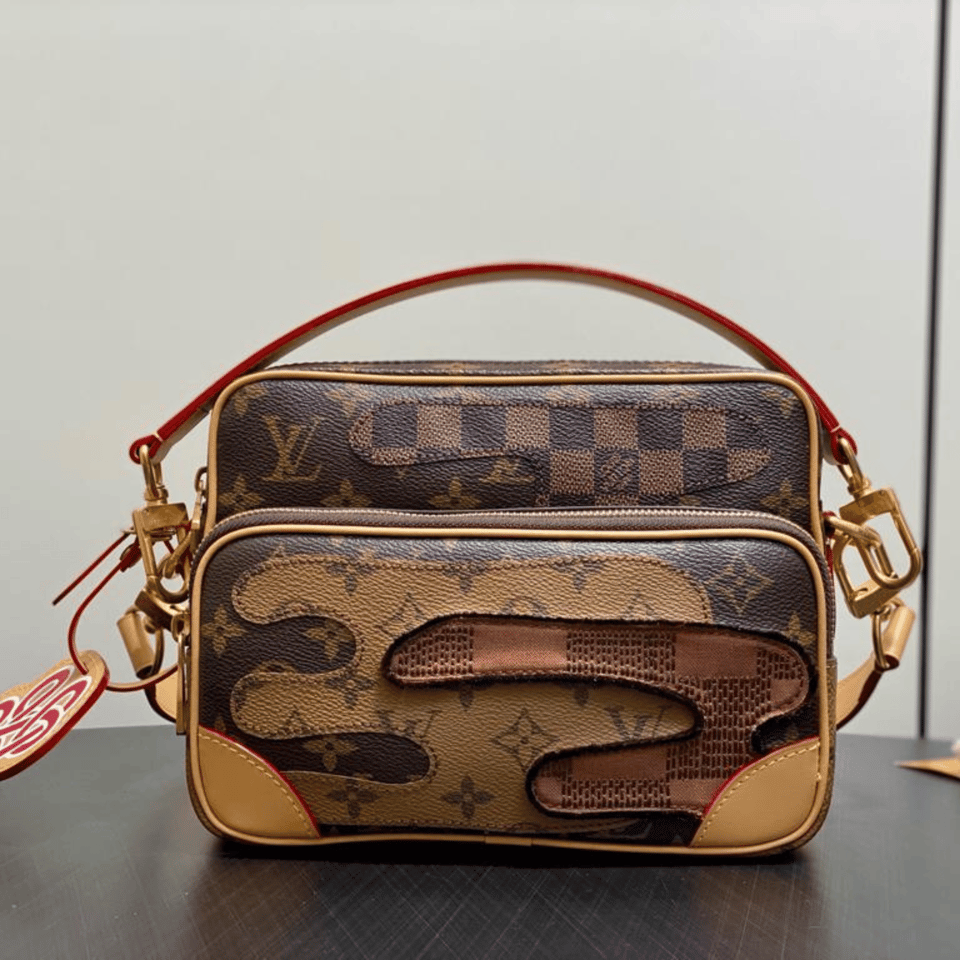 Louis Vuitton Nil Monogram Bag 25cm view 3