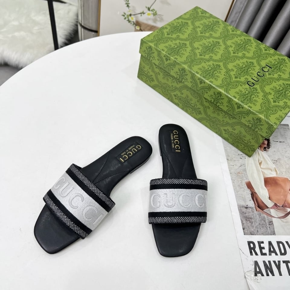 Gucci Women Slide Sandal With Web Black And White 817564 Faecg 8843 view 4