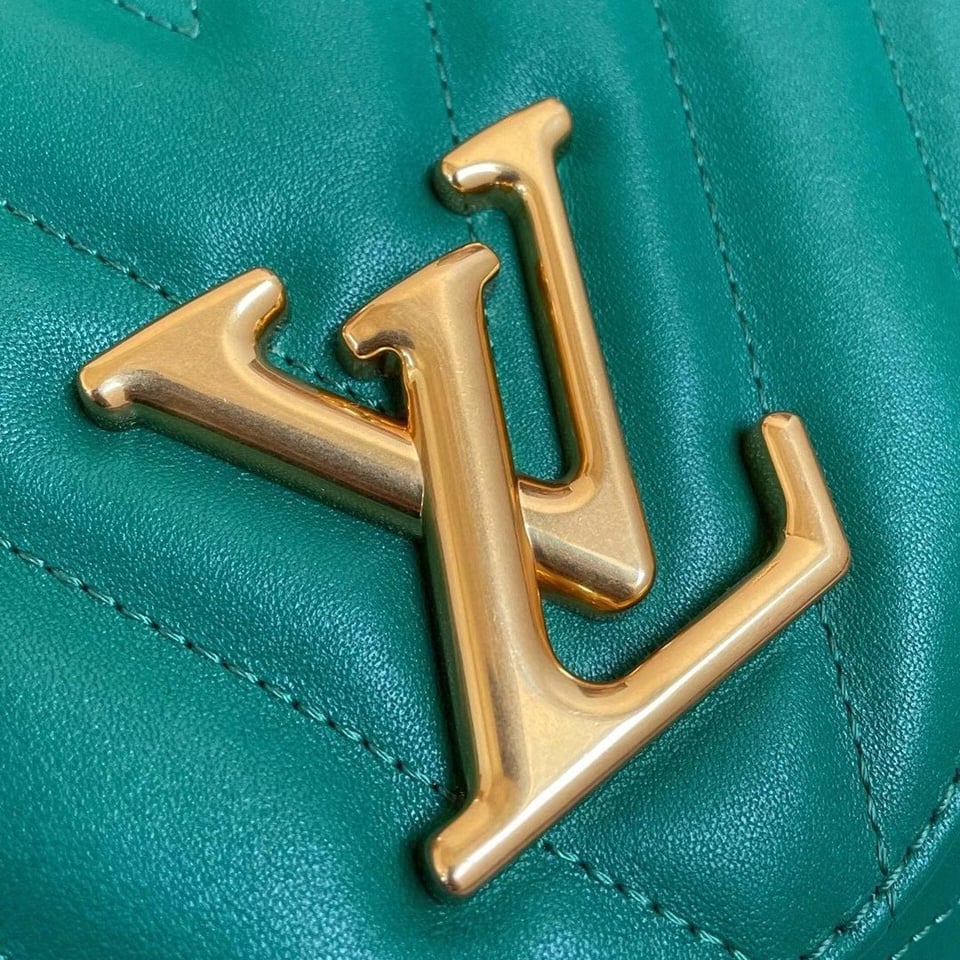 Louis Vuitton New Wave Chain 24Cm Green M58664 view 6