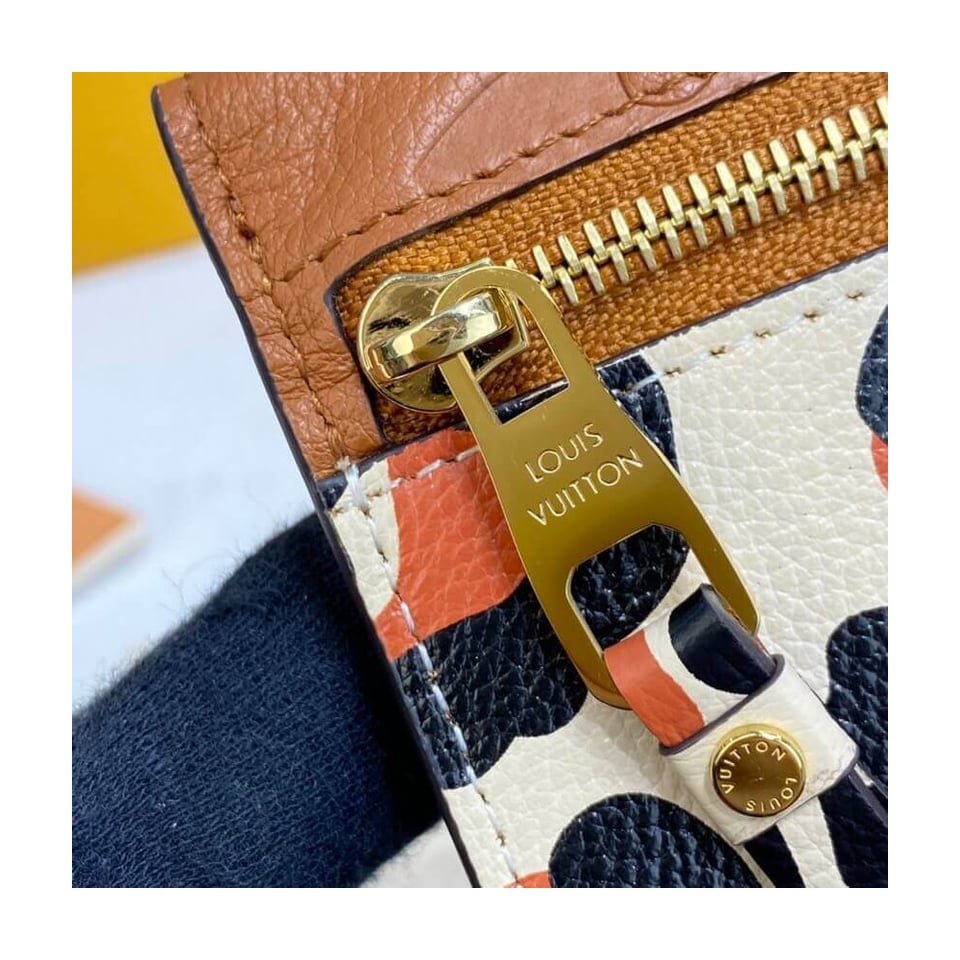 Louis Vuitton Key Pouch Caramel view 7
