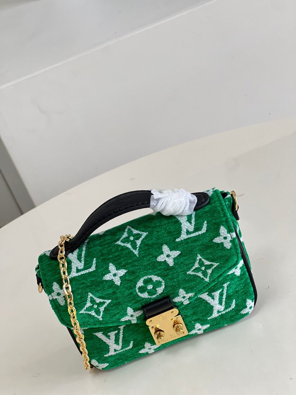 Louis Vuitton Micro M Tis 14Cm Green view 3